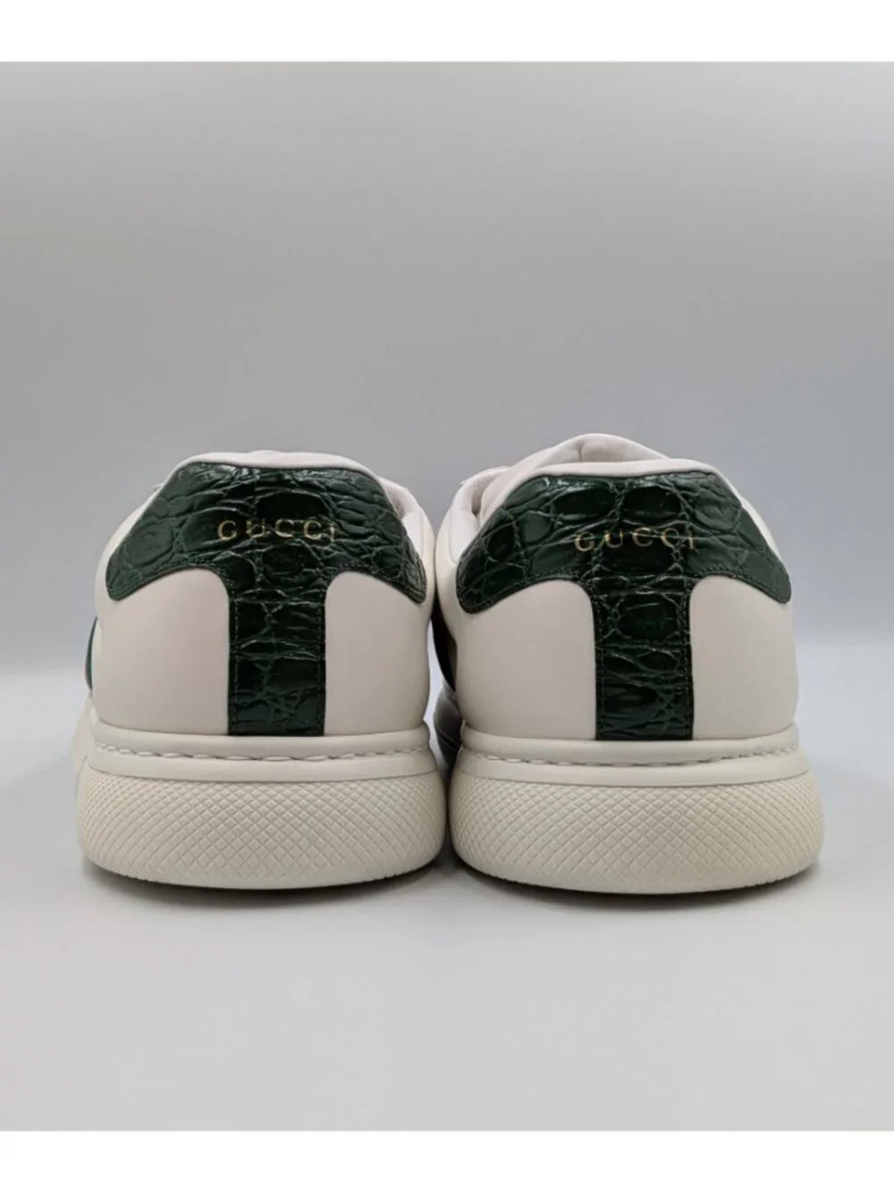 Gucci Men’s Ace Stripe Ultralight Plume Calfskin Low-top Sneakers White Green UK
